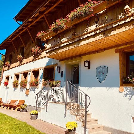 Alm Seasons Premium Chalet & Studios سالباخ هينترغليم المظهر الخارجي الصورة