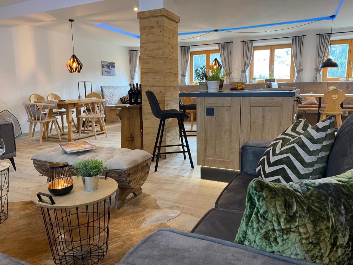 Alm Seasons Premium Chalet & Studios سالباخ هينترغليم المظهر الخارجي الصورة