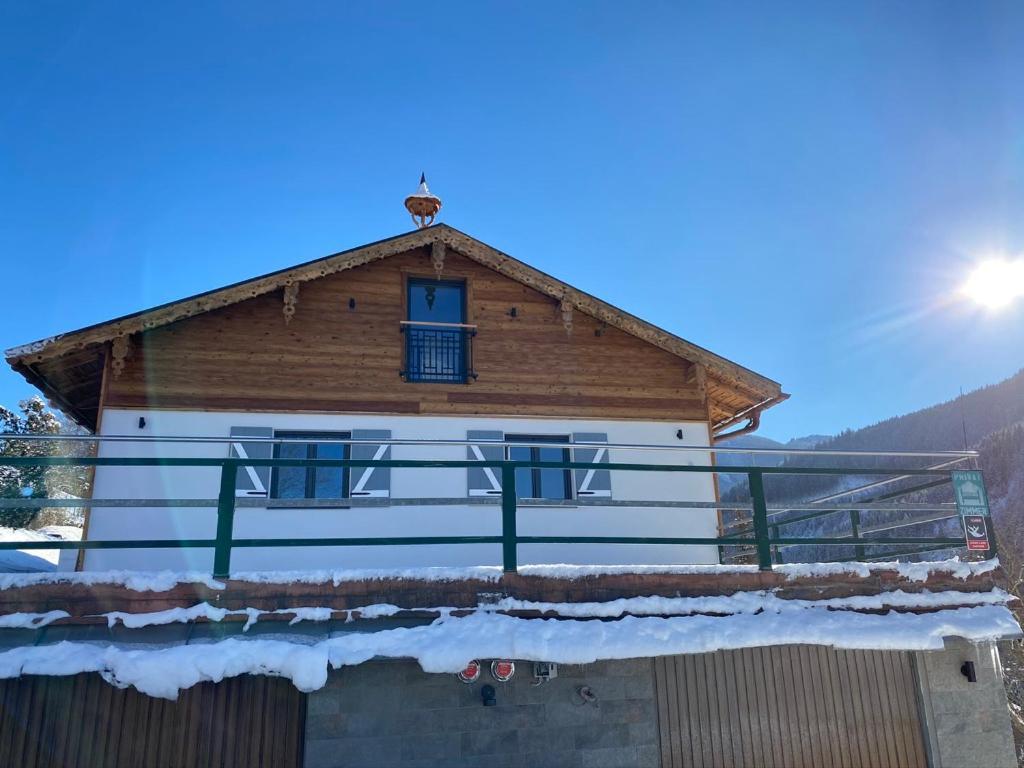 Alm Seasons Premium Chalet & Studios سالباخ هينترغليم المظهر الخارجي الصورة